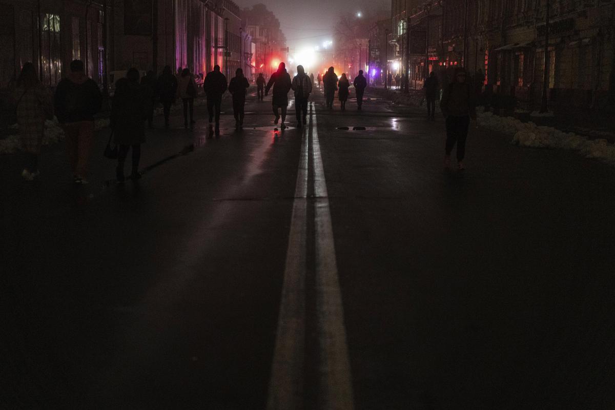 Half of Kyiv residents still without electricity after strikes